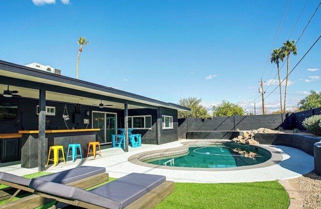 Luxury 3 BR home with Relaxing Pool