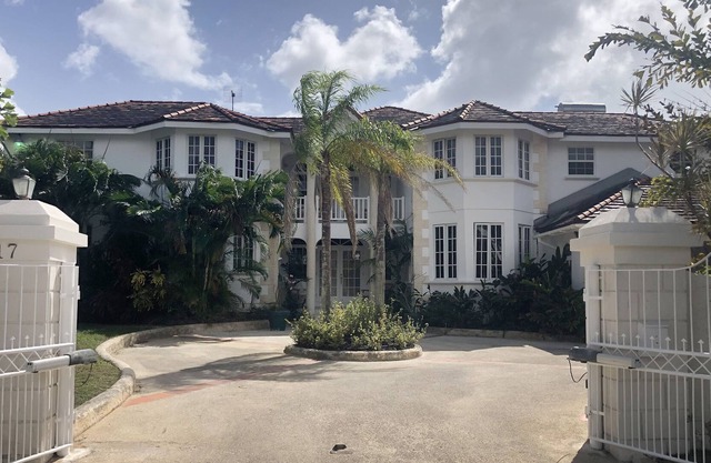 Luxury 5 Bed Villa with Pool , West Coast Barbados