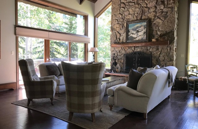Luxury 6 bedroom home, East Vail