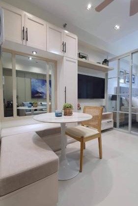Luxury Condo with a view of Manila Bay