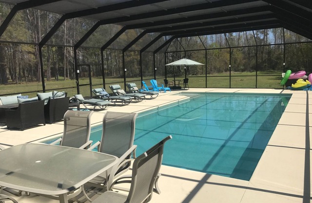 Luxury Estate Living on five acres with a pool minutes from Downtown Beaufort