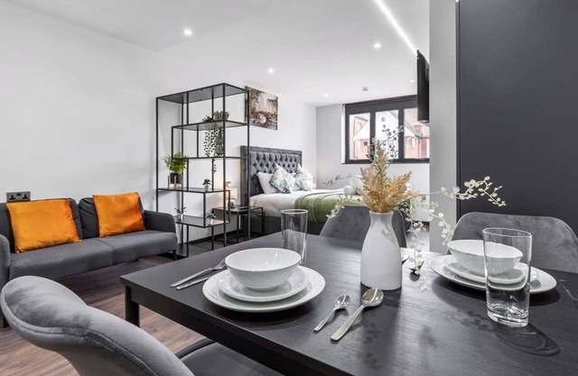 Luxury Flat in North West London
