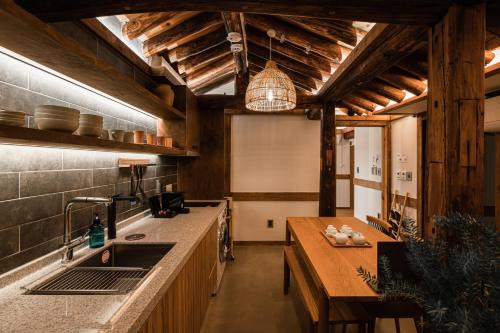 Luxury Hanok MOOD-AM