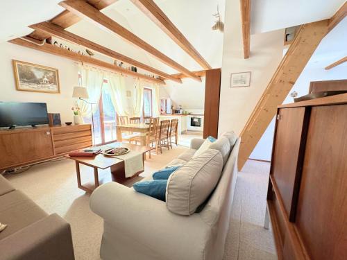 Luxury holiday home near Lake Bled & the Alps
