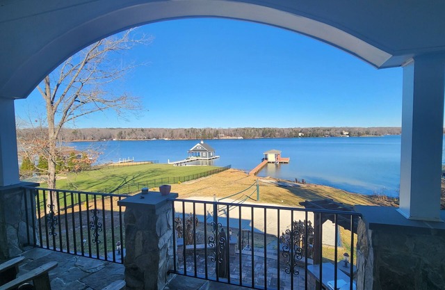luxury living on Lake Anna! volleyball, outdoor kitchen, waterfront, firepit