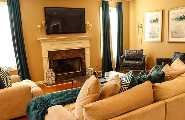 Luxury on the Hill