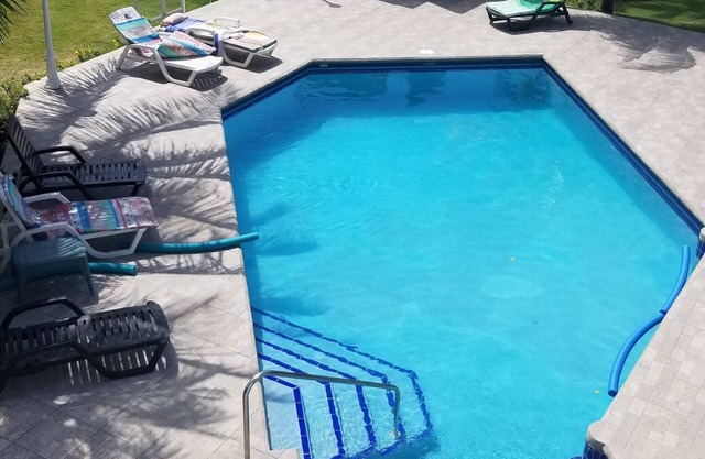 Luxury Resort Style Villa with Swimming Pool in Coronado 3 minute walk to Beach