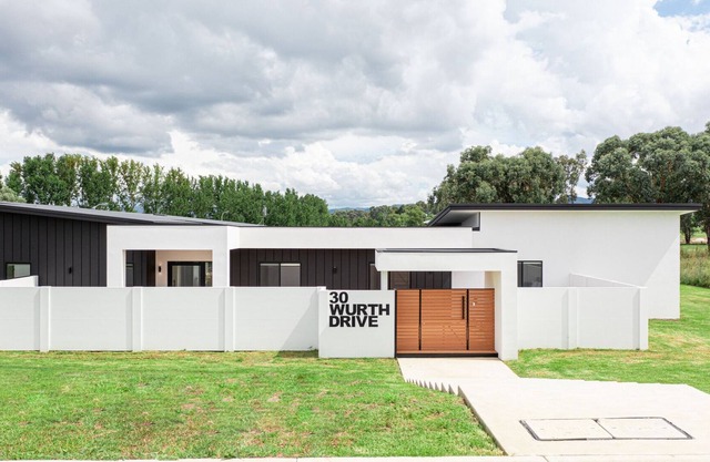 Luxury space in Prestigious Mudgee Residence