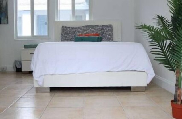 * Luxury Studio * Prime Singer Island *