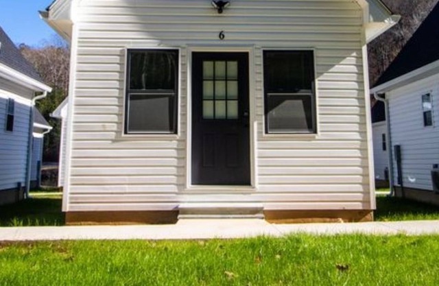 Luxury Tiny Home #7 at Sweet Springs