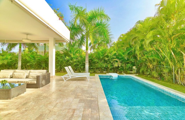 Luxury Villa in Puntacana, ideal for families/private pool/golf/beach- J26