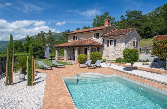 Luxury villa with a swimming pool Kožljak, Central Istria - Središnja Istra (K-3399)