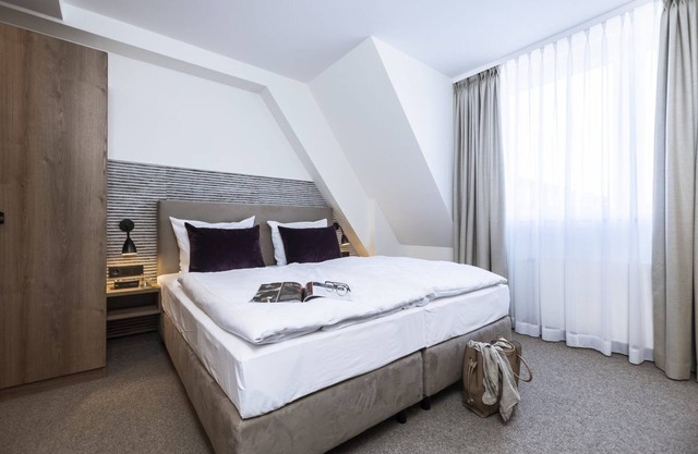 Maakt - Hotel & Apartments - Comfort Zimmer