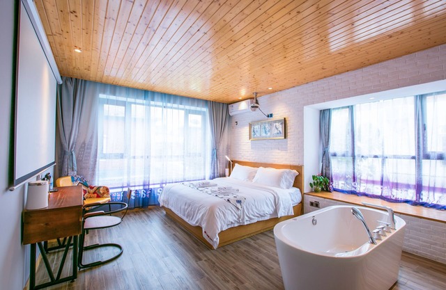 Maan Coco Travelling Boutique Inn