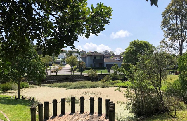 Madison Gardens - centrally located and private