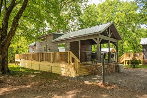 Maggie Cabin Enjoy Nature From A Forest Hot Tub