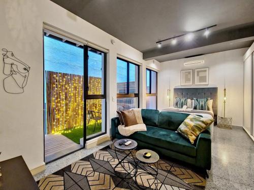Magical studio in hotel type luxury- Secure, pool