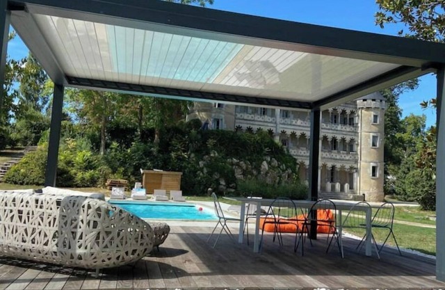 Magnifique Château Classé Avec Piscine et Parc