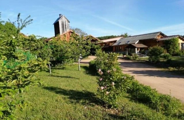 Maison Atypique en Bois