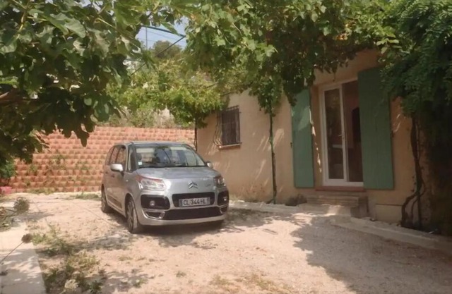 Maison Martigues La Couronne 100 m de la mer au calme 6 personnes