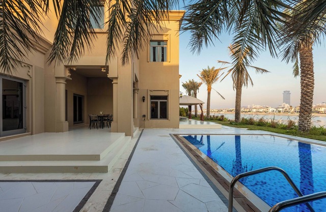 Maison Privee - Exclusive Villa w/Private Pool, Garden and Beach