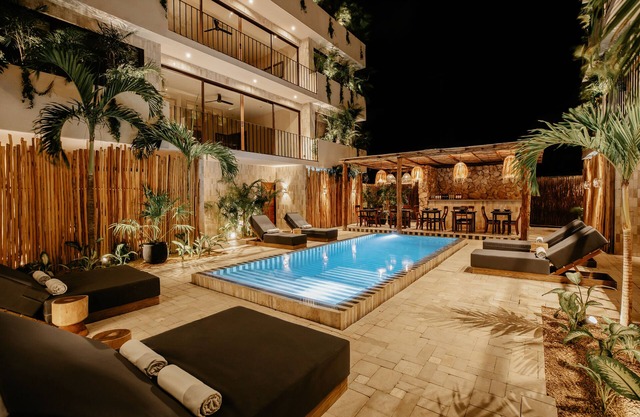 Majaro Stylish Tulum Escape for Groups & Wellness 10min drive beach and town