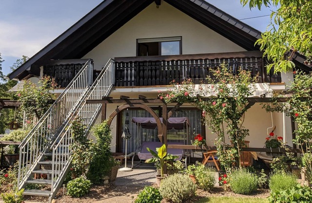 Malburg apartment rental - 5 bed apartment