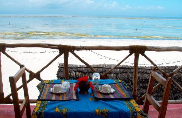 Mambo Villa