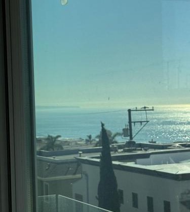 Manhattan Beach Oasis