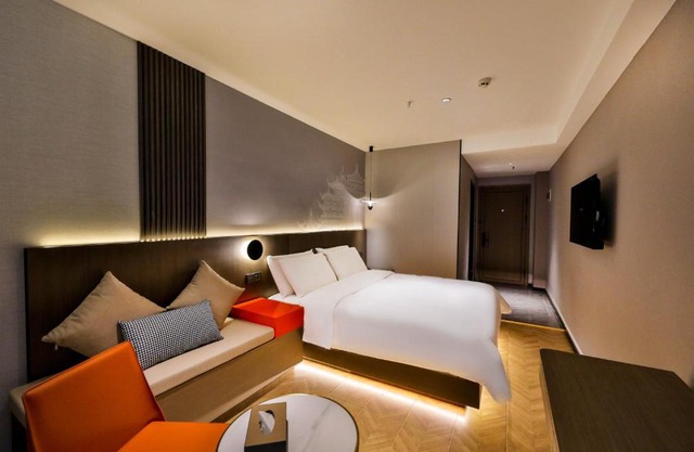Manji Yunfan Hotel Shenyang Zhongjie North Station Forbidden City Dashuaifu Branch