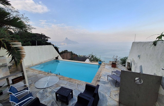 Mansion with 5 suites, sea view, swimming pool, Jacuzzi, Joá RJ - Rock in Rio 2024