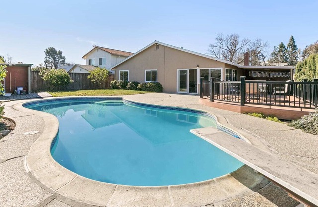 @ Marbella Lane - 3BR Charm w/Pool