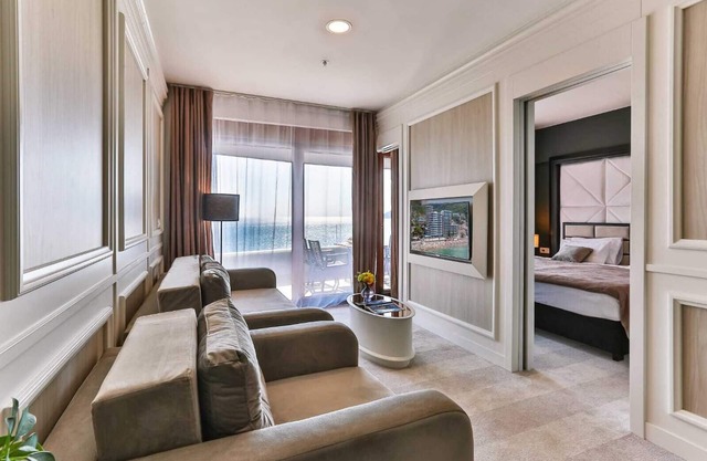 Maresia Boutique Suites