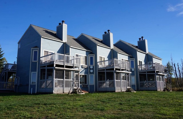 Marina Point - Condo In Town
