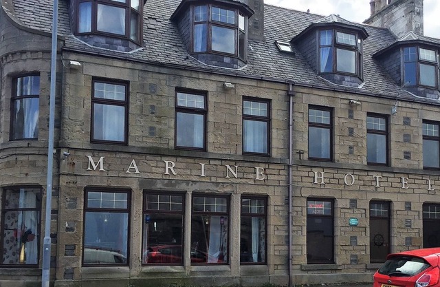 Marine Hotel