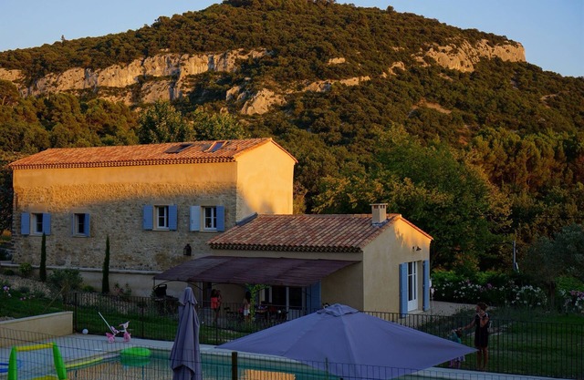 Mas Provencal - Near Gordes & Senanque Abbey