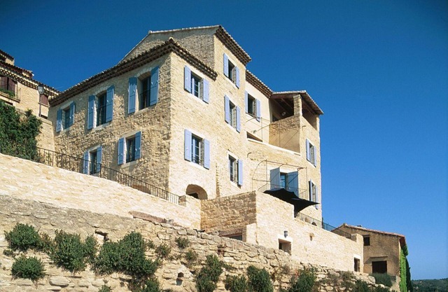 Mas Vaucluse - Six Bedroom Villa, Sleeps 12