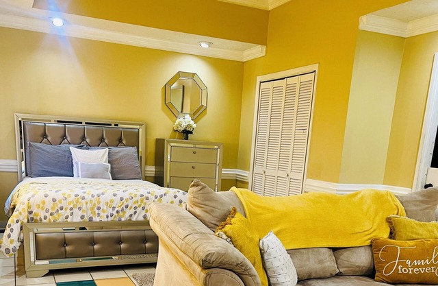 Masters Magic - Charming 2-bedroom Guest House, Augusta Regional Airport