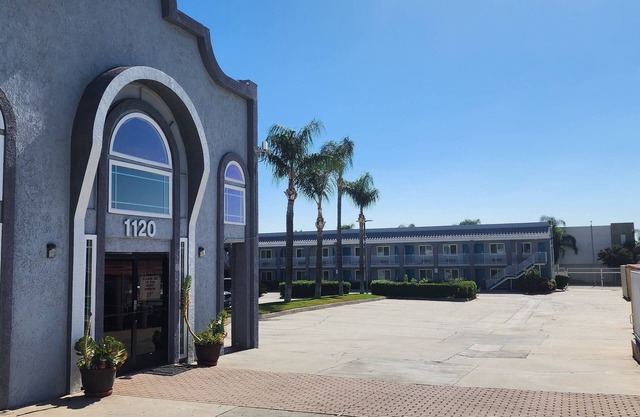 Mayfair Inn Ontario Airport
