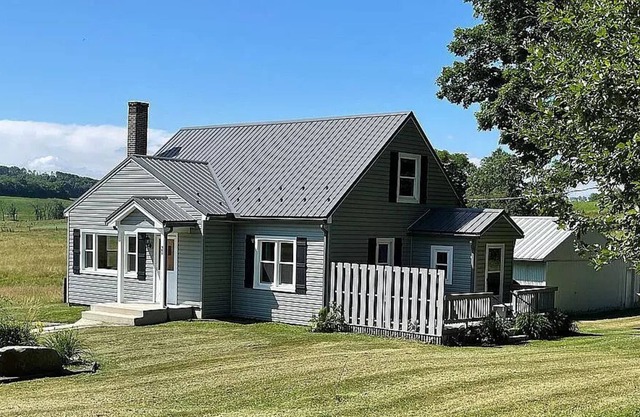 Meadow Creek Farm Guest House