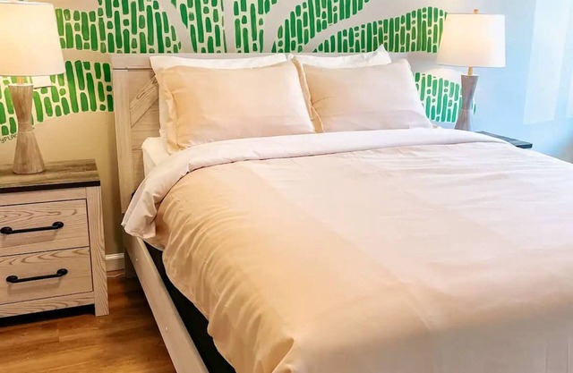 Meadow Room at The Trailblazer Unit 4