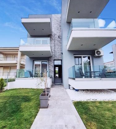Mei's luxury apartments