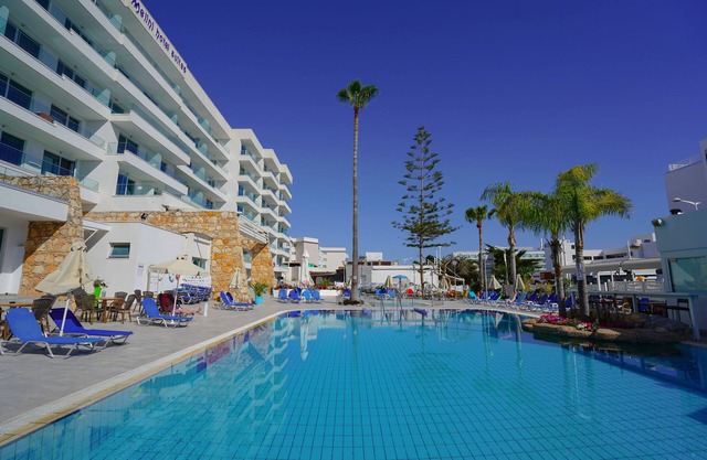 Melini Hotel Suites