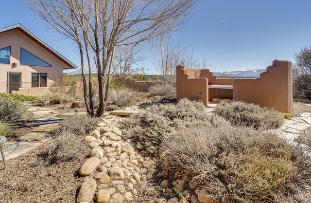 Mesa Verde Adobe Casita Vacation Rental w/ Hot Tub