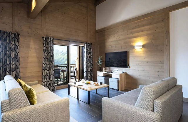 MGM Hotels & Residences - Hotel Alpen Lodge * - Executive Apartment Suite 8 People