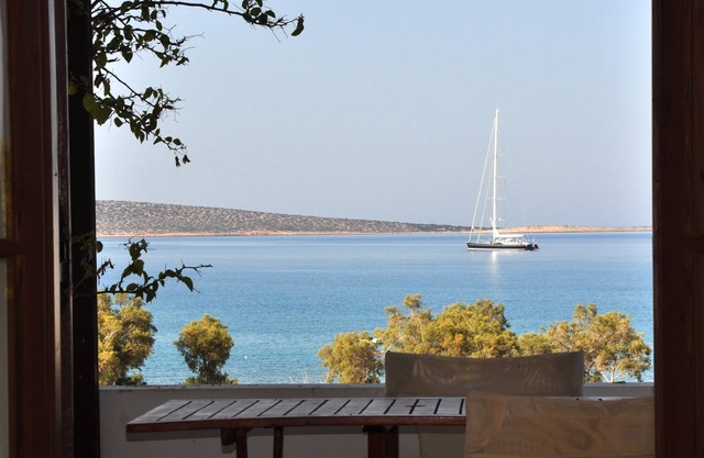 Michalis Apartments near the beaches with sea view
