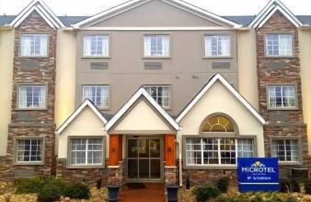 Microtel Inn & Suites by Wyndham Greenville/Woodruff Rd