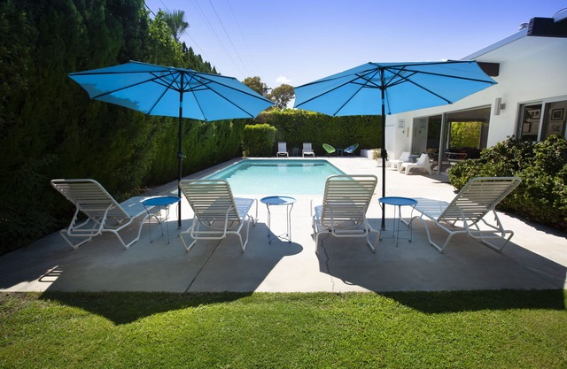 MID-CENTURY ALEXANDER - P.S. HEAVEN!