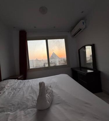 Middle East pyramid veiw
