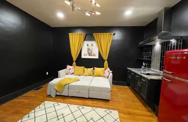 Midtown Cozy Studio